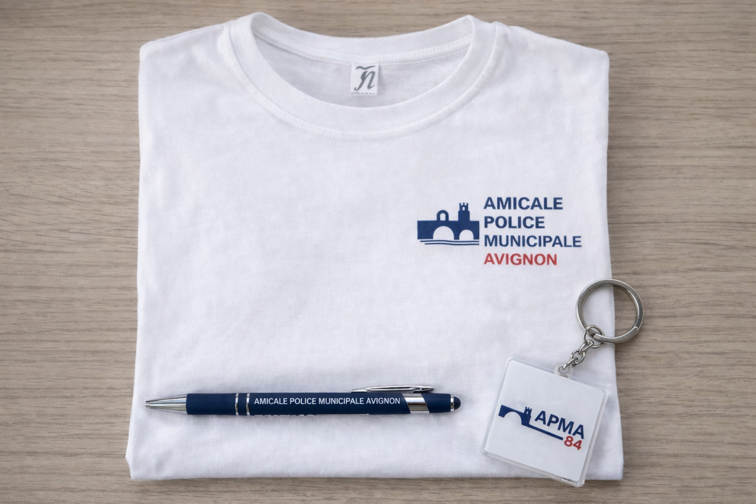 Pack T-shirt + Stylo + Porte clé au choix – Image 3